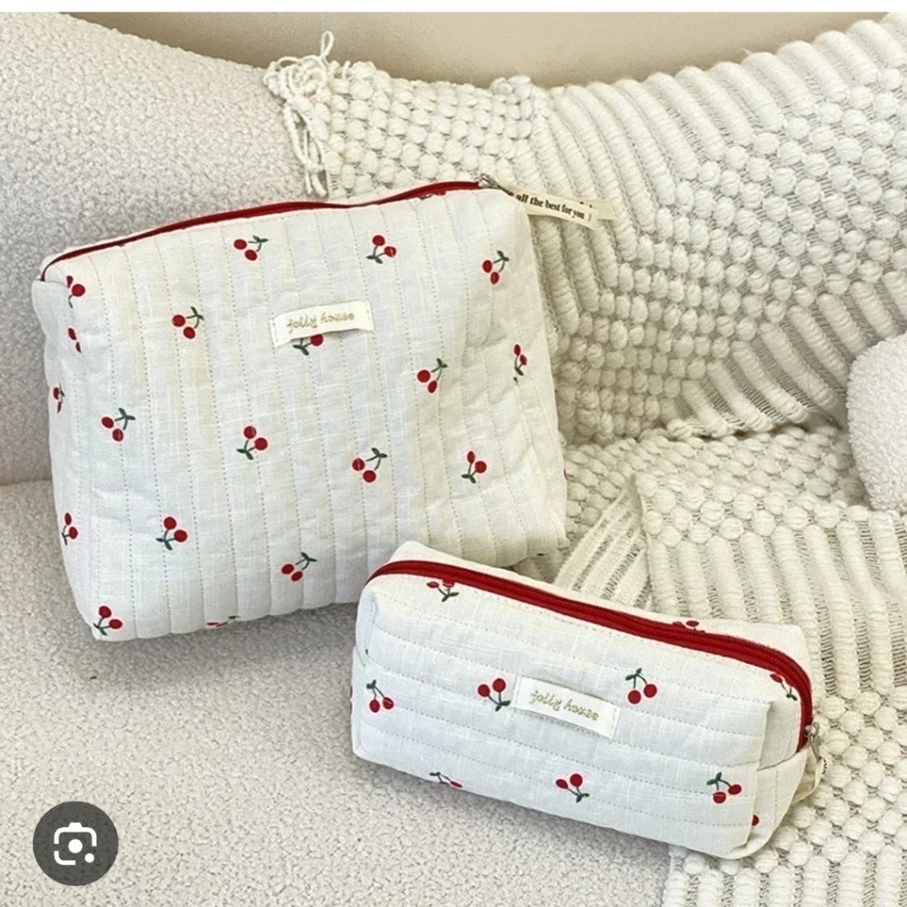 NWT quilted Cotton Cherry ladies‎ travel storage bag - 3 piece set